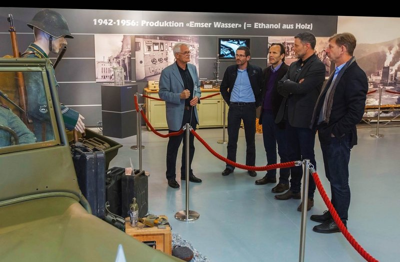 Ausstellung "Die unglaubliche Geschichte der EMS-CHEMIE" bis Ende 2016 verlängert