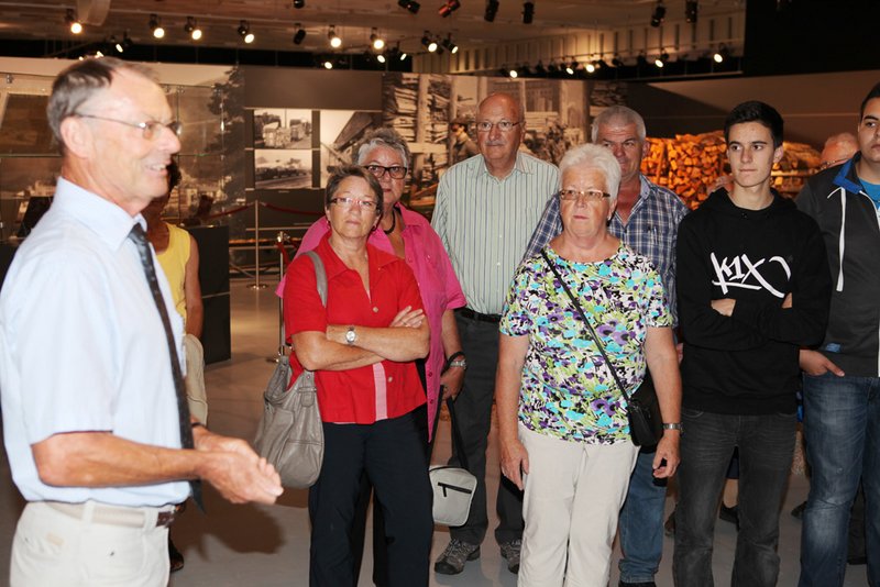 Ausstellung "Die unglaubliche Geschichte der EMS-CHEMIE" bis Ende 2014 verlängert