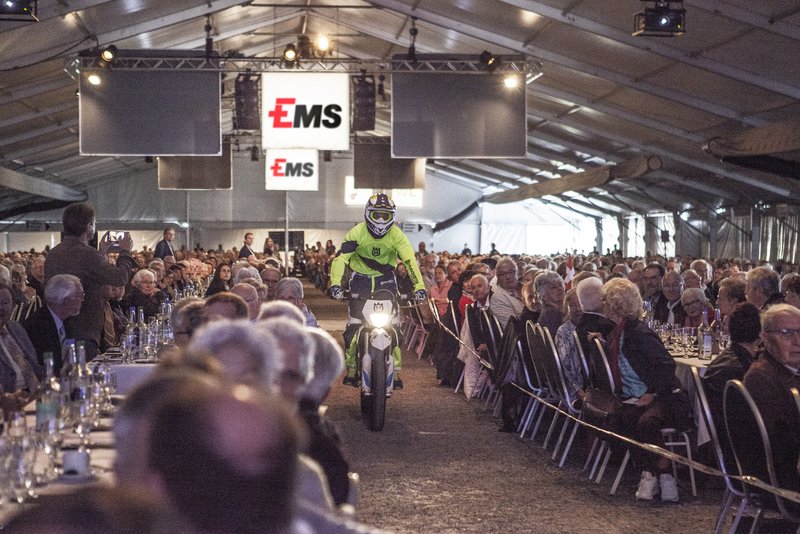 Large gathering of shareholders at the Annual General Meeting 2017 of the EMS-CHEMIE HOLDING AG